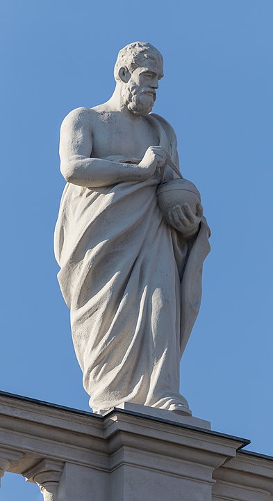 статуя Анаксагора на крыше Музея естествознания в Вене, скульптор Фридрих Бир