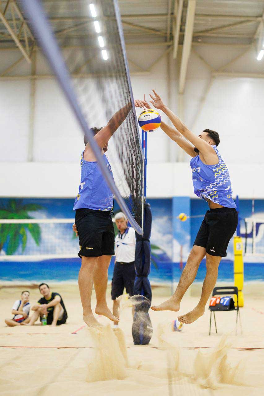 Крытые корты для пляжного волейбола