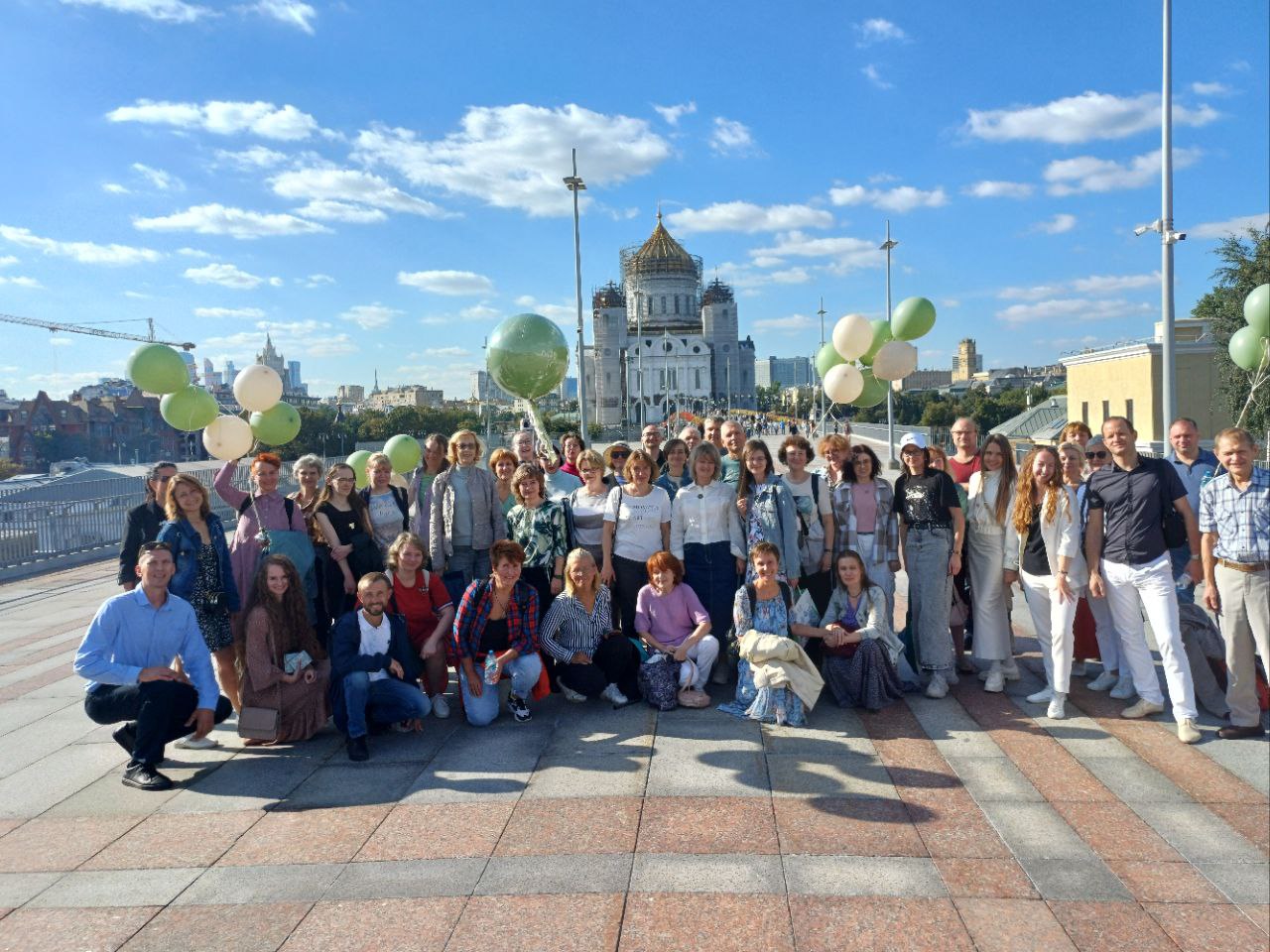 Праздничная программа