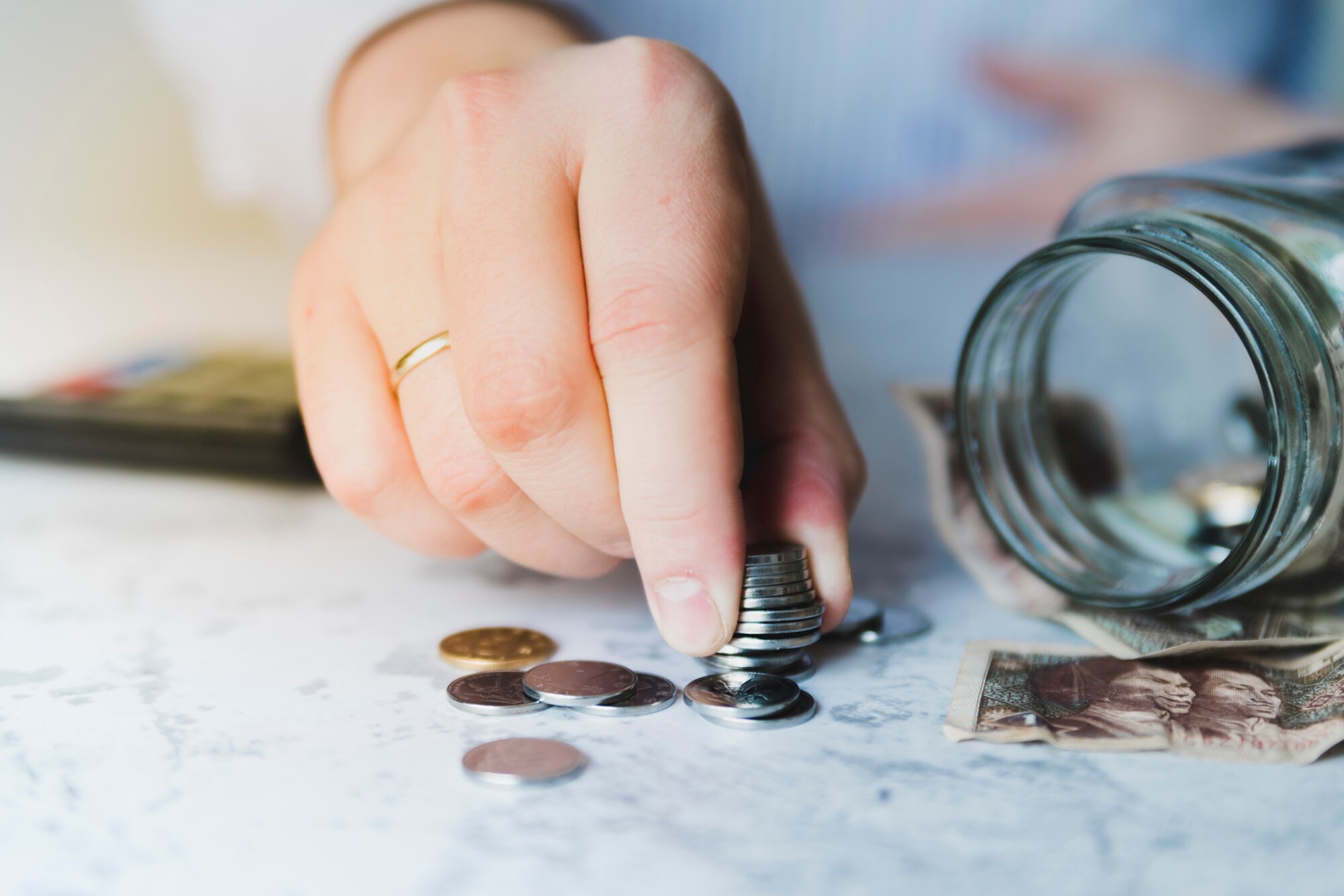 Как формируются денежные сценарии: почему мы копируем родителей?